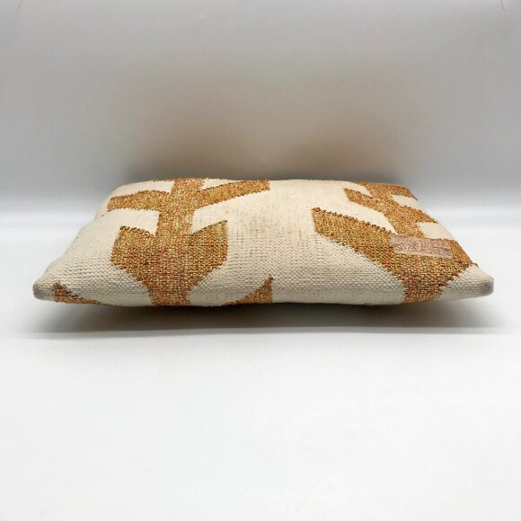 WKND WYFR Multi-Color Birds Of A Feather Clutch - Picture 5 of 10